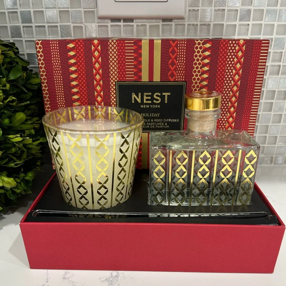 New York Holiday Classic Candle & Reed Diffuser Set NEST New York